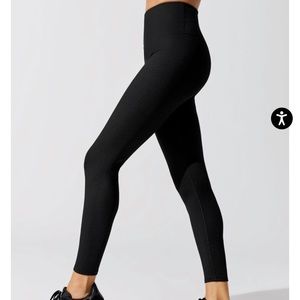 Carbon38 Black Ribbed Leggings